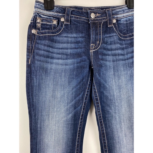 Miss Me size 28 x 32 Women’s Blue Denim Bling Embellished Relaxed Bootcut Jeans - Picture 4 of 8